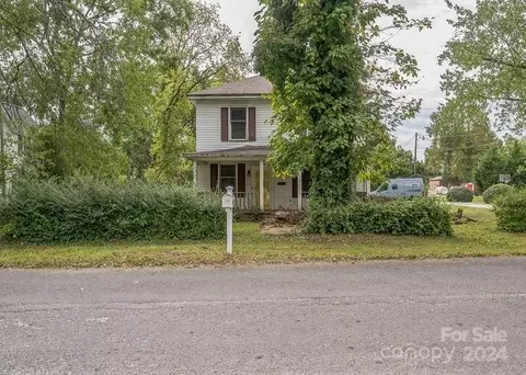 992 Valley River Ave, Murphy, NC 28906