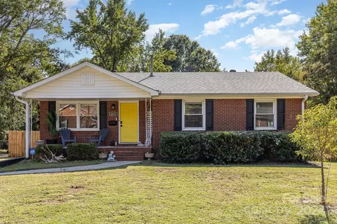 4431 Westridge Dr, Charlotte, NC 28208