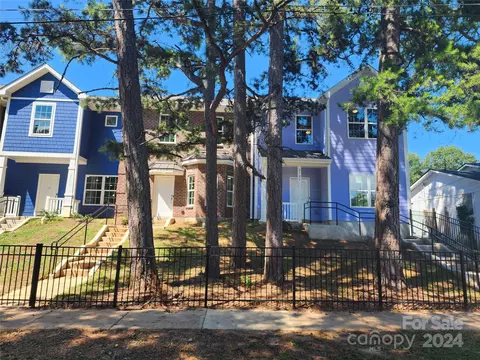 2121 Madrid St, Charlotte, NC 28216