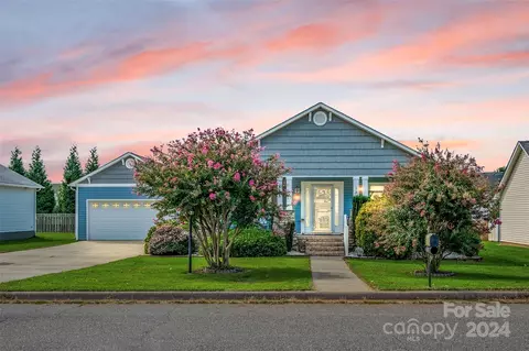 133 Tarrington Dr, Statesville, NC 28625