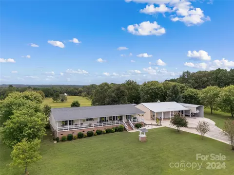 4865 Mel Nunnery Rd, Fort Lawn, SC 29714