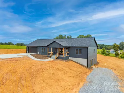 Exterior - 731 Mcdade Rd, Tryon, NC 28782 photo 1 of 6