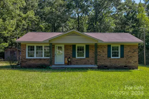 3039 Ridgewood Acres Rd, Lancaster, SC 29720