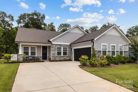 7060 Kingfisher Way, Belmont, NC 28012