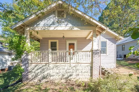 72 Frances St, Asheville, NC 28806