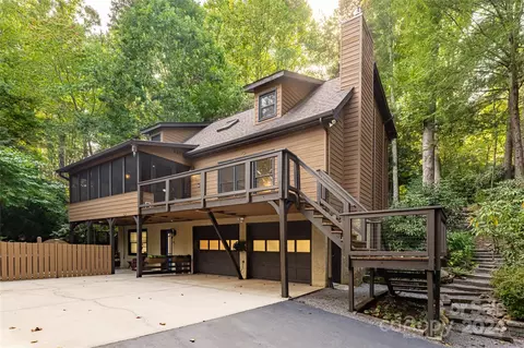 44 Lovers Loop Rd, Asheville, NC 28803