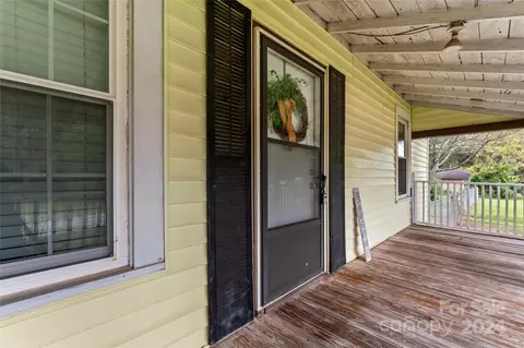 1307 Grace Ave, Lancaster, SC 29720 photo 4
