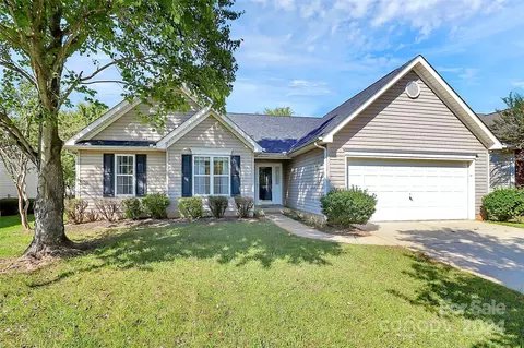 11705 Black Maple Ave, Charlotte, NC 28269