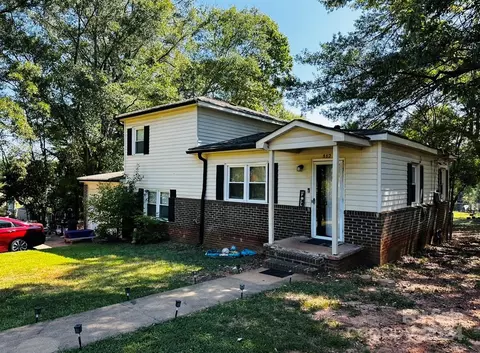 112 Stowe Acres Dr, Kings Mountain, NC 28086