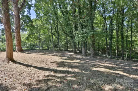 124 Carter Mill Rd, Elkin, NC 28621 photo 2
