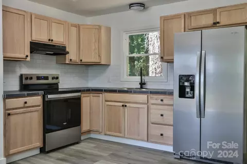 124 Carter Mill Rd, Elkin, NC 28621 photo 4