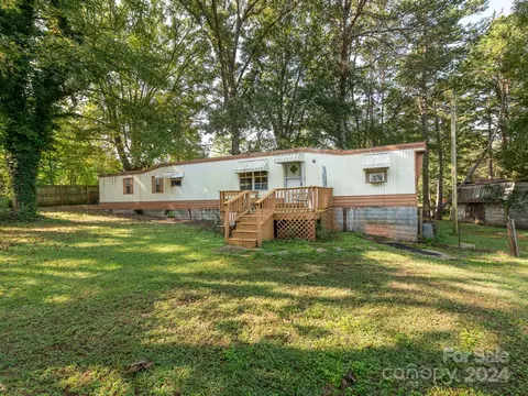 2118 Hillcrest Rd, Dallas, NC 28034