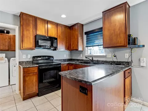 Kitchen - 5 Lilac Fields Way, Arden, NC 28704 photo 1 of 5