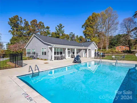 Exterior - 5 Lilac Fields Way, Arden, NC 28704 photo 5 of 7