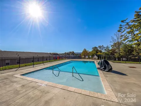 Exterior - 5 Lilac Fields Way, Arden, NC 28704 photo 6 of 7