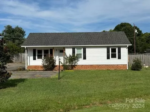 623 Gladedale Ln, Monroe, NC 28110