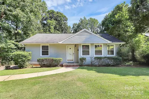 1843 Camp Greene St, Charlotte, NC 28208