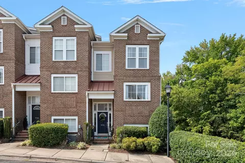 9506 Dunbrody Ln, Charlotte, NC 28273