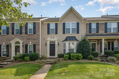 8129 Bridgegate Dr, Huntersville, NC 28078
