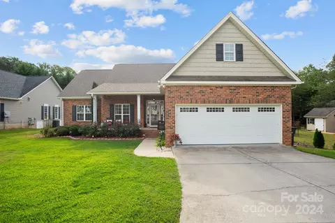 1720 Ransom Trace Ct, Winston Salem, NC 27106