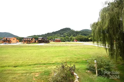 170 Panoramic Loop, Maggie Valley, NC 28751 photo 15