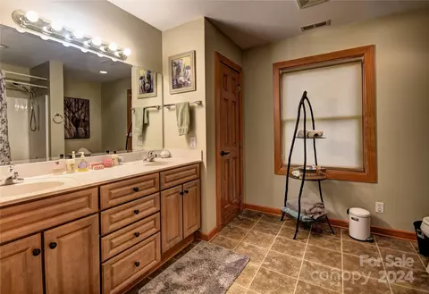 170 Panoramic Loop, Maggie Valley, NC 28751 photo 33
