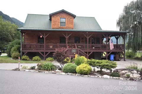 170 Panoramic Loop, Maggie Valley, NC 28751 photo 5