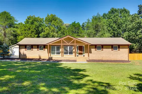 4590 Artdale Rd, Concord, NC 28027
