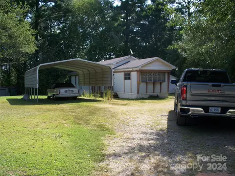 1772 Amy Dr, Lincolnton, NC 28092