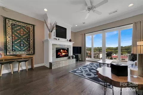 29 W French Broad 306 St #306, Brevard, NC 28712