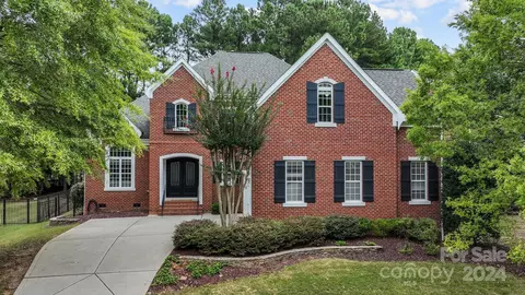 16418 Crystal Downs Ln, Charlotte, NC 28278