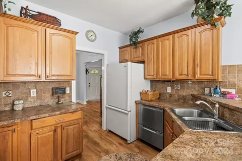 220 Caroline Ct, Denver, NC 28037 photo 28