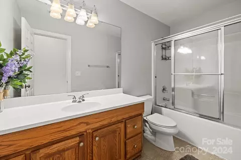 220 Caroline Ct, Denver, NC 28037 photo 27