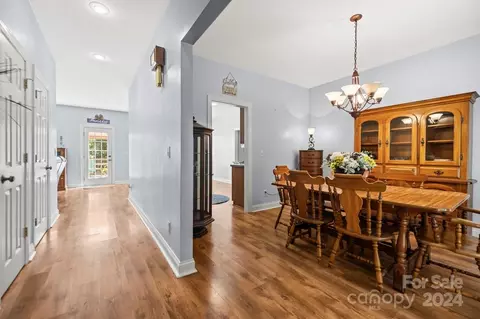 220 Caroline Ct, Denver, NC 28037 photo 13