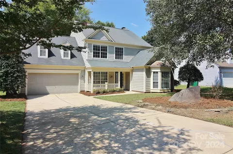 11334 Longhedge Ln, Charlotte, NC 28273
