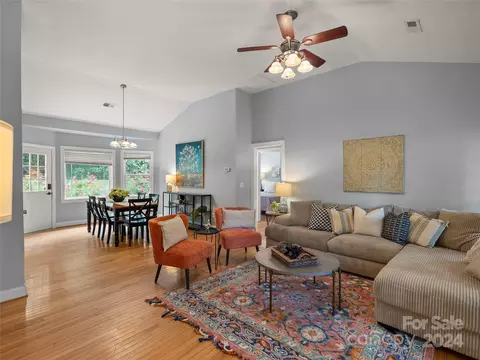 Living - 8803 Peninsula Dr, Terrell, NC 28682 photo 3 of 3
