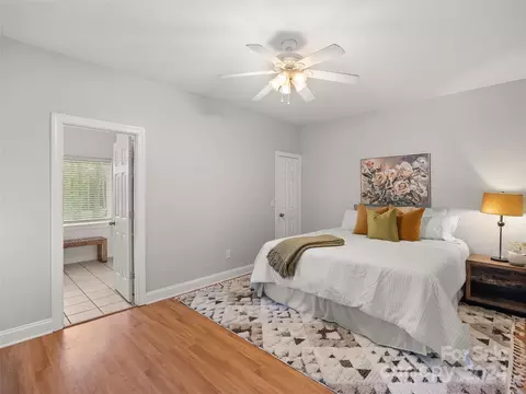 Bedroom - 8803 Peninsula Dr, Terrell, NC 28682 photo 1 of 5