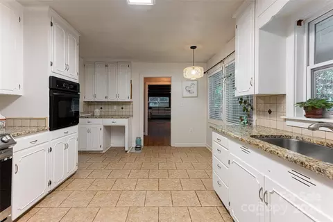 60 Longbranch Ln, Tryon, NC 28782 photo 12