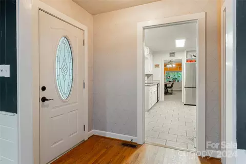 60 Longbranch Ln, Tryon, NC 28782 photo 5