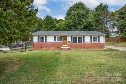 405 N Meriah St, Landis, NC 28088