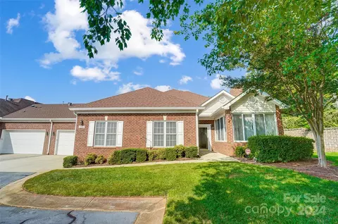8564 Windsor Ridge Dr, Charlotte, NC 28277