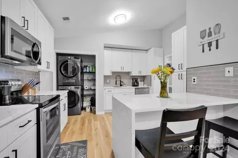 3588 Heather Ln, Gastonia, NC 28056