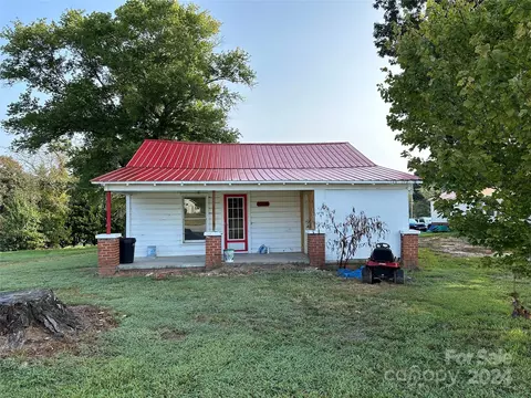 4304 Burkemont Rd, Morganton, NC 28655