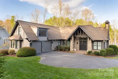 63 Orvis Stone Cir, Biltmore Lake, NC 28715
