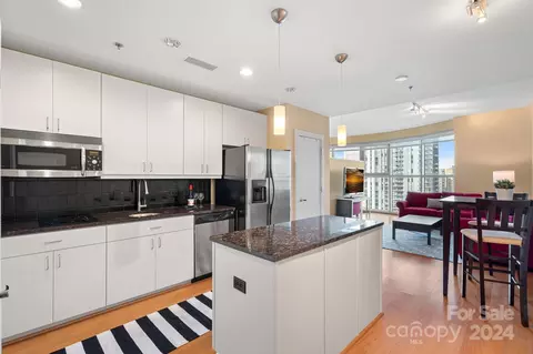 333 W Trade 1410 St #1410, Charlotte, NC 28202