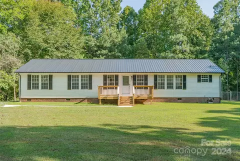 695 Old Pasture Rd, Linwood, NC 27299