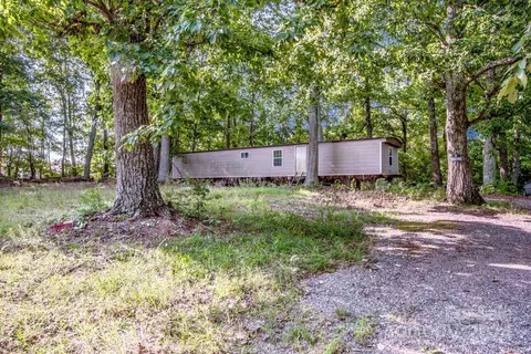 141 Troutman Shoals Rd, Statesville, NC 28677