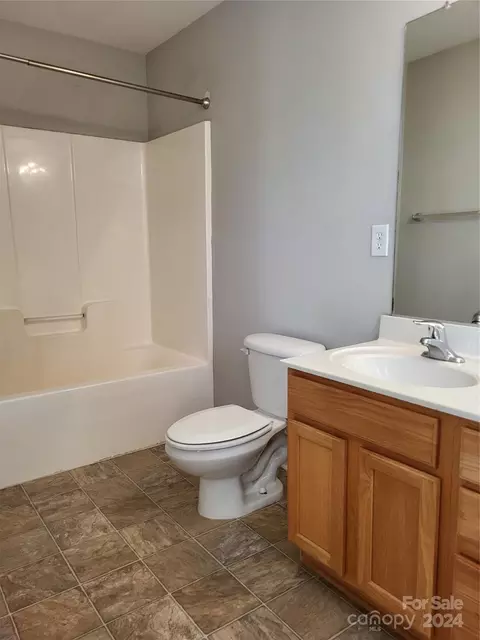 7945 Mariners Pointe Cir, Denver, NC 28037 photo 13
