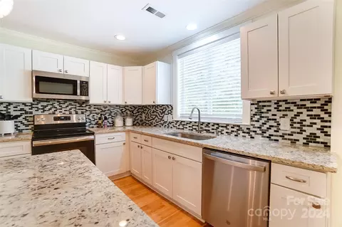 808 Alisa Dr, Monroe, NC 28112 photo 8