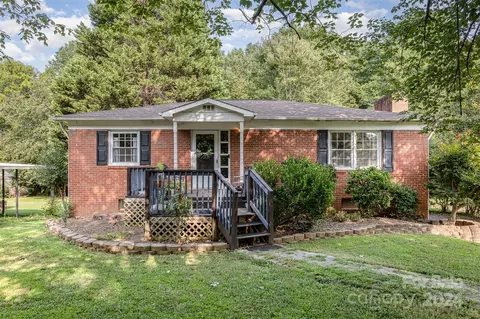 5531 Grafton Pl, Charlotte, NC 28212